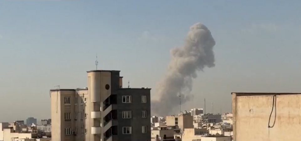 Trump: Chúng ta đã bắt đầu một chiến dịch quân sự lớn ở Iran