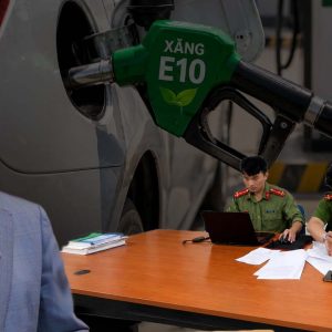 DỰ ÁN „E10“: KHI BỘ LỌC XĂNG BIẾN BẠN THÀNH TỘI PHẠM